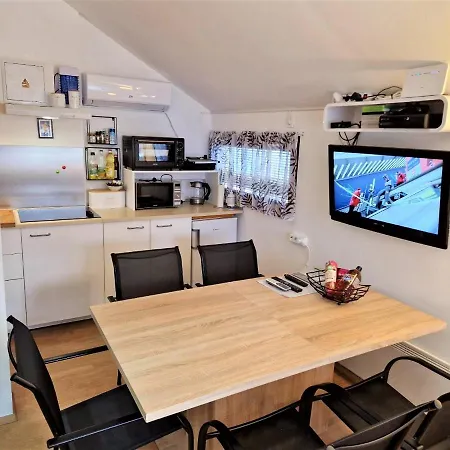 Boho House 5 Camp Terme Catez With Promotional Tickets Prices Feriehus