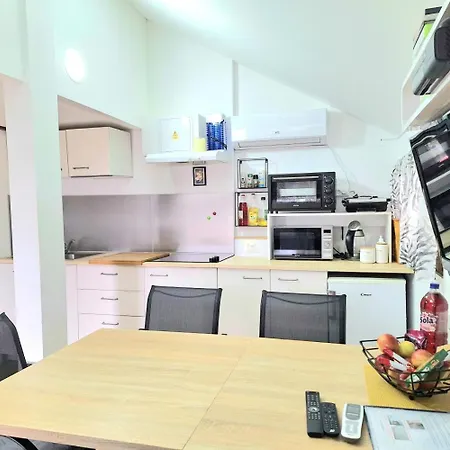 度假居 Boho House 5 Camp Terme Catez With Promotional Tickets Prices