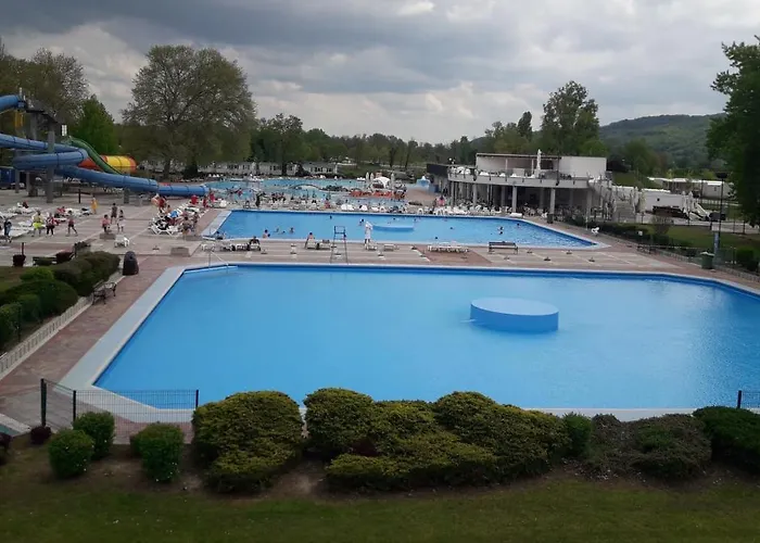 Boho House 5 Camp Terme Catez With Promotional Tickets Prices 別荘