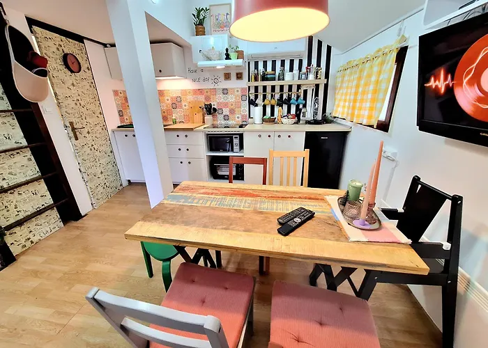 別荘 Boho House 5 Camp Terme Catez With Promotional Tickets Prices