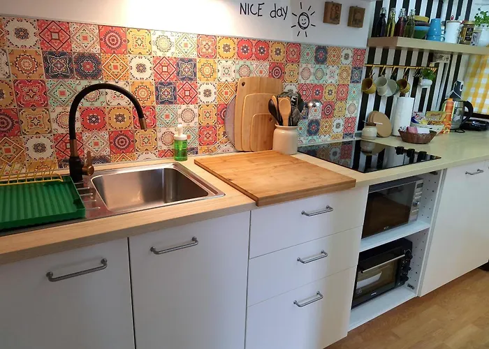 別荘 Boho House 5 Camp Terme Catez With Promotional Tickets Prices チャテジ・オプ・サヴィ